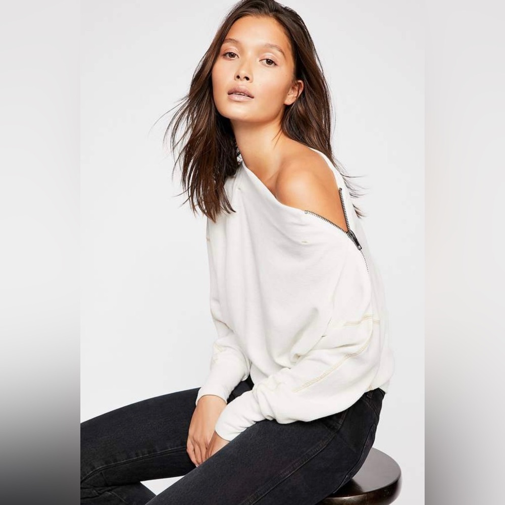 We the free nikala zip-shoulder top size large